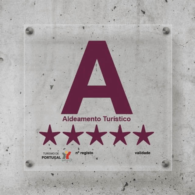 Placa Aldeamento Turístico